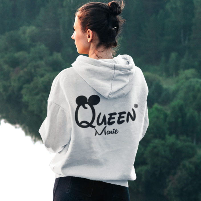 queen hoodie mit namen bedrucken lassen geschenke für frauen fashion style hoody kapuzenpullover in weiss white hoodie black and white style birthday gift