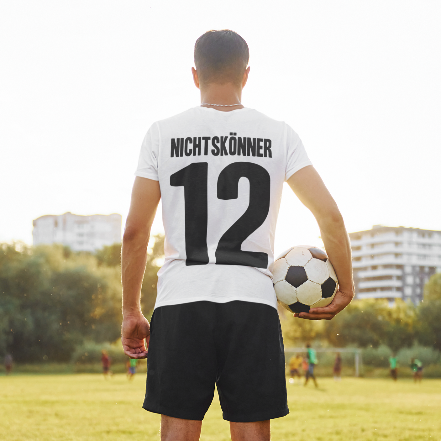 Fussball Trikot aufwärmt tshirts Mannschaftsshirts tshirt mit name und Nummer Vereinslogo bedrucken lassen teamshirts Fussball Trikot beflecken lassen