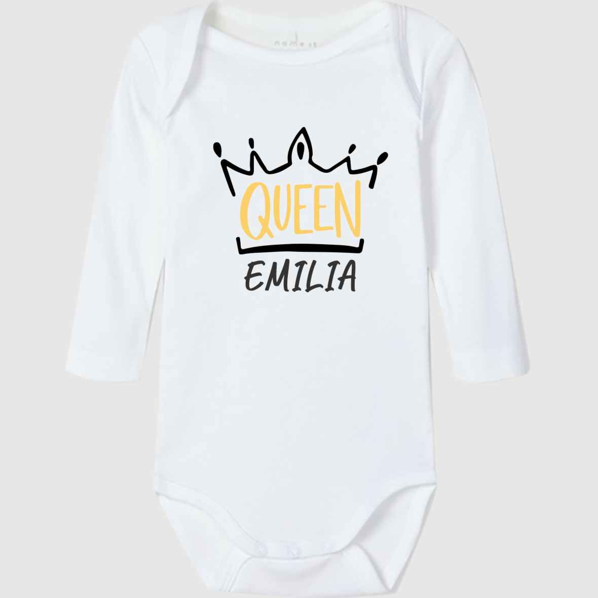Baby Body Queen mit name bedrucken lassen schwarzes strampler mit datum als Geschenkidee für Geburtstag babyshower 